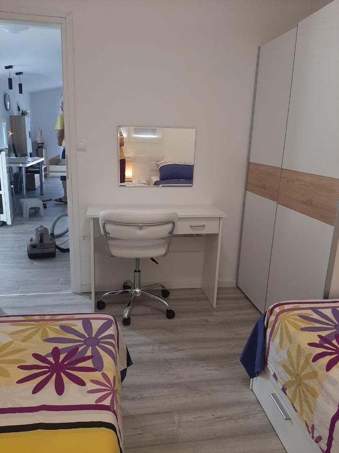 H&F Apartmani Vir Exteriör bild