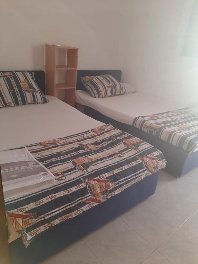 H&F Apartmani Vir Exteriör bild